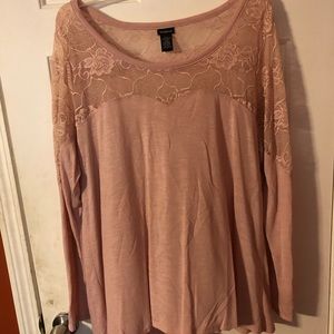 Torrid pink lace trim top